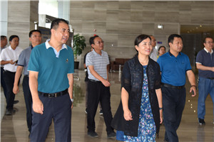 紅河州委副書記、州長羅萍到以晴紅河科技產(chǎn)業(yè)園調(diào)研
